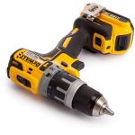   DCD796D2-QW - 18V-os 2.0Ah  XR Li-Ion kefe nélküli kompakt ütvefúró-csavarozó