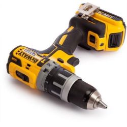 DCD796D2-QW - 18V-os 2.0Ah  XR Li-Ion kefe nélküli kompakt ütvefúró-csavarozó